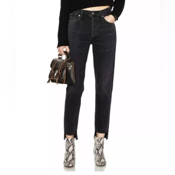 Citizens of Humanity Premium Vintage Liya Hi-Lo Hem Jeans in Outsider Black 27